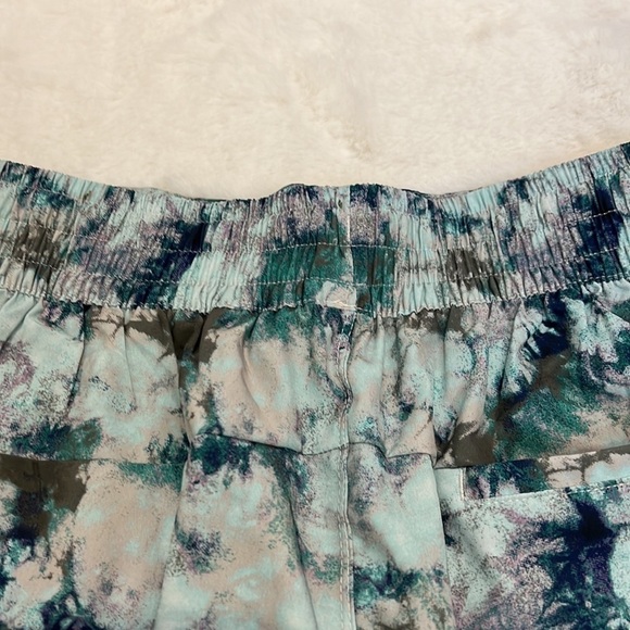 Unipro sports Qwik- dry tech moisture wicking short NWT 4” inseam size S - Picture 9 of 13